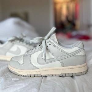 Nike Dunk Low Womens Light Bone
